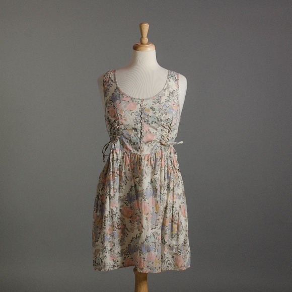 Urban Outfitters Dresses & Skirts - [Urban Outfitters] Staring at Stars cotton dress